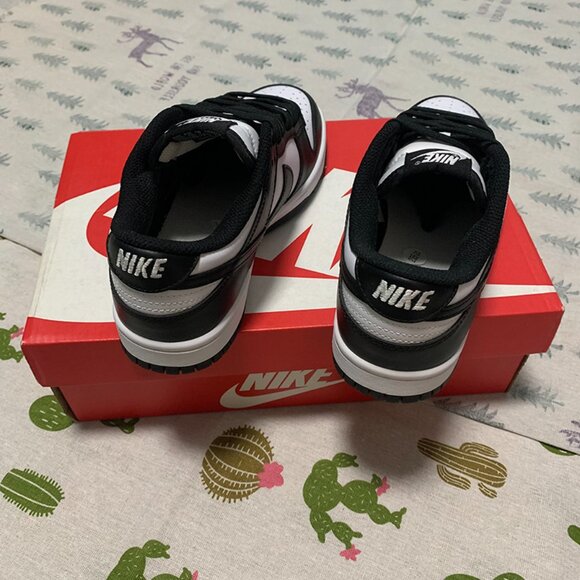Nike Dunk Low Black Skateboard Sneakers - Picture 2 of 7